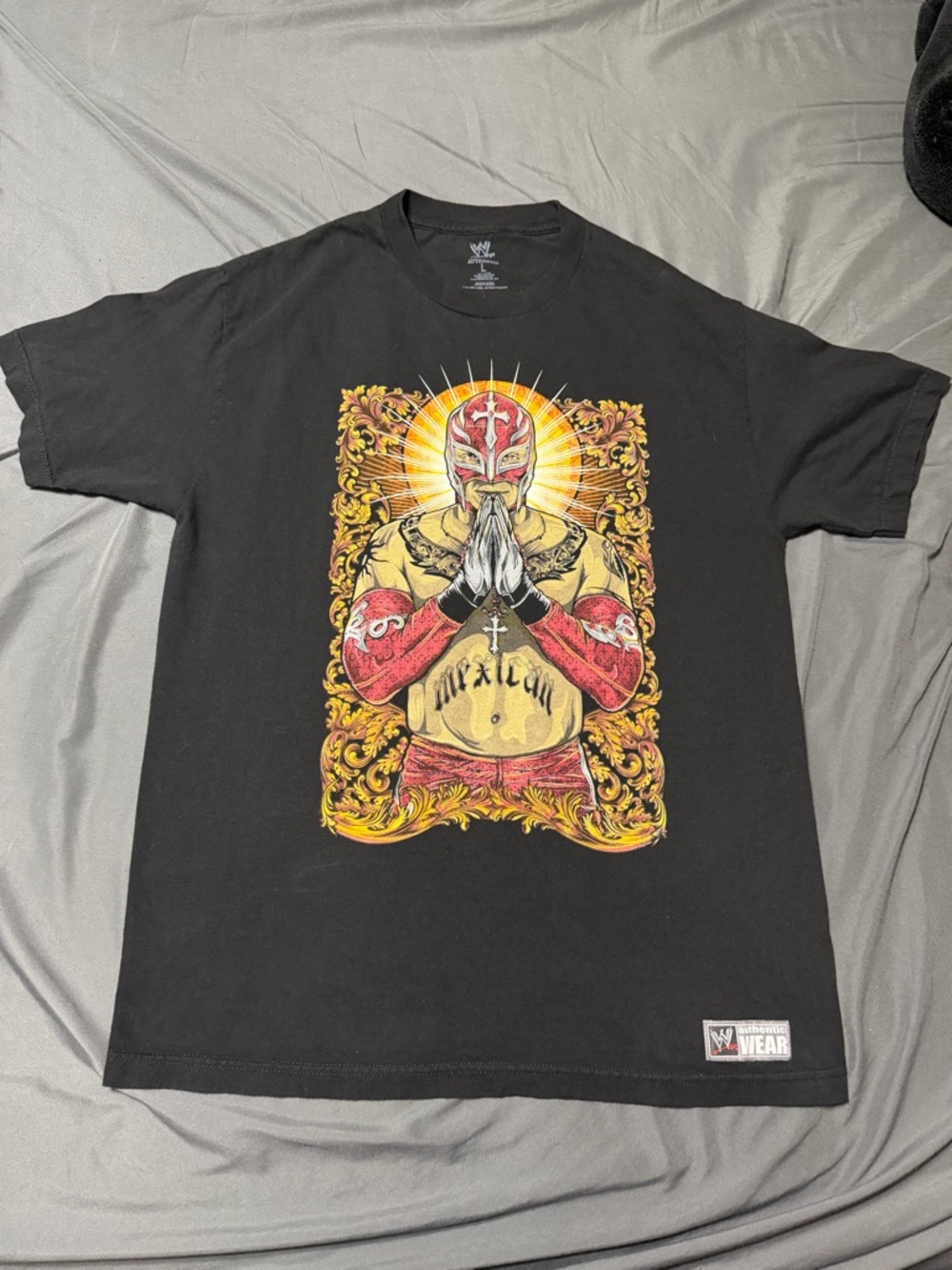 WWE Rey Mysterio The Mask is Back Black Wrestling T-Shirt Official Men’s Large